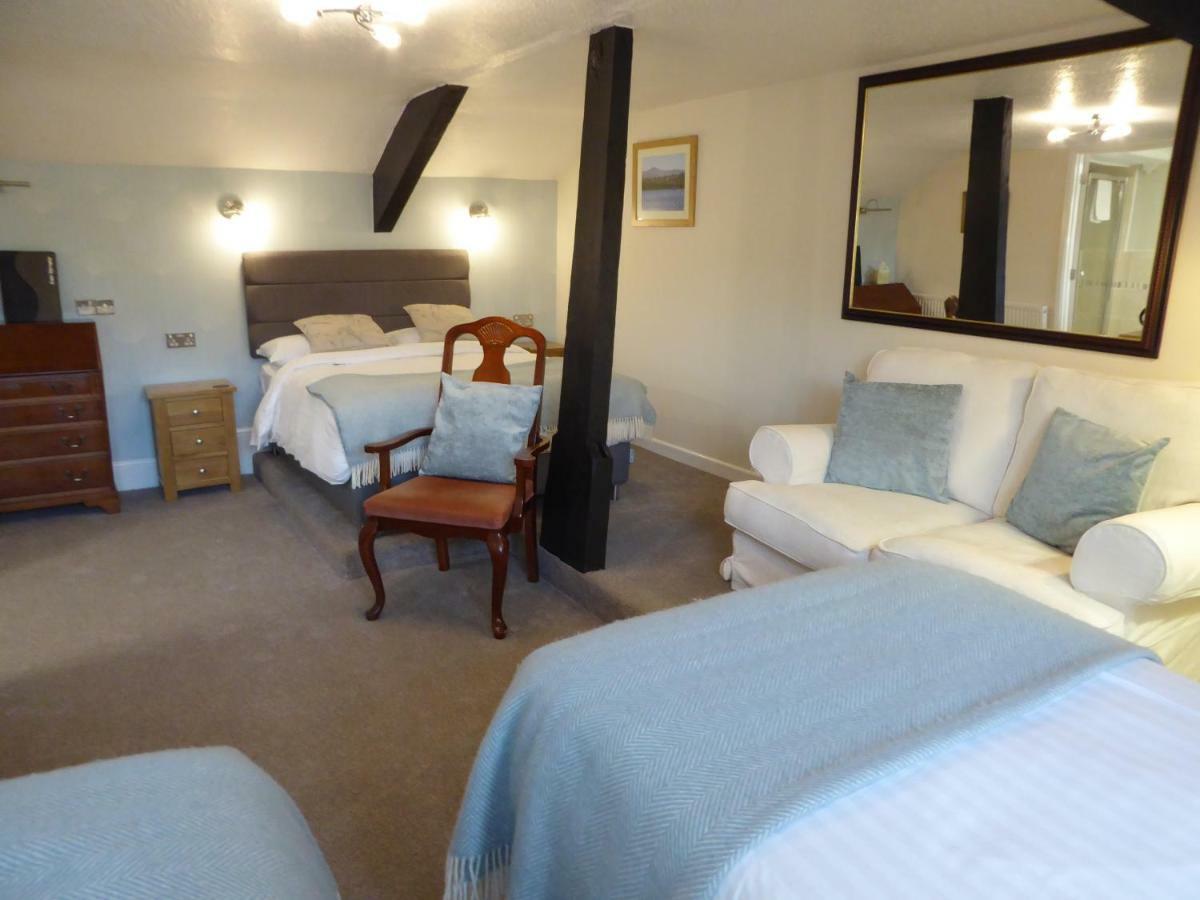The Grange Guest House Brecon Eksteriør billede