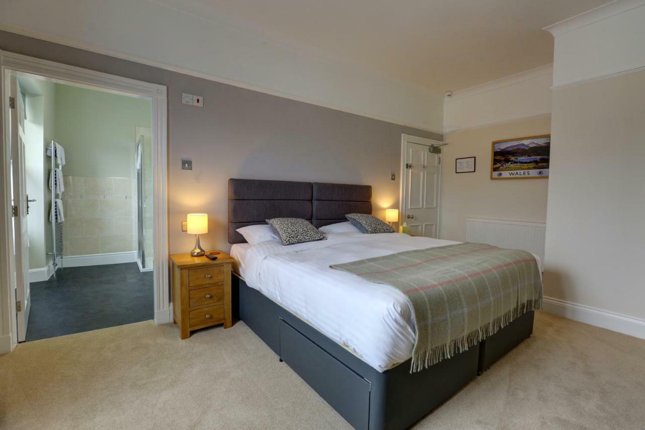 The Grange Guest House Brecon Eksteriør billede